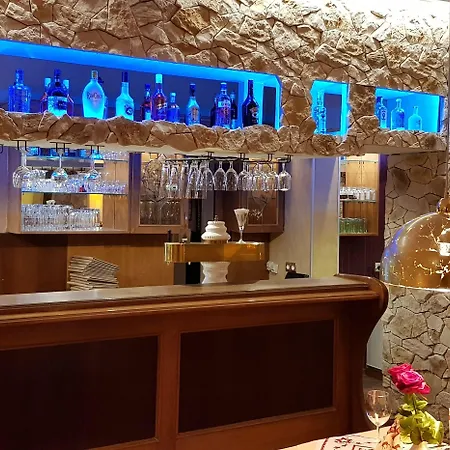 Mohr & 3* Werder (Havel)