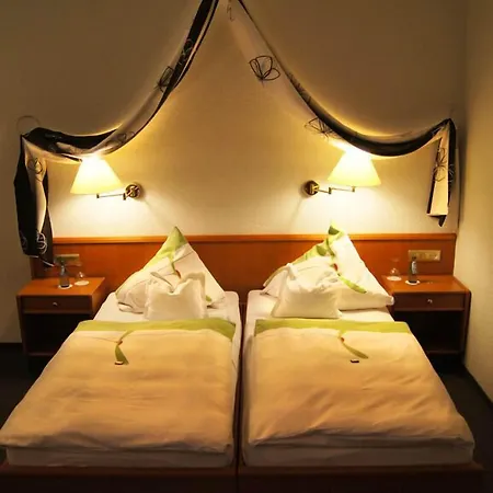 Mohr & Ξενοδοχείο Werder (Havel)